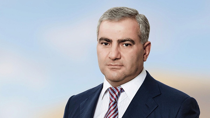 Симоньян назвала Карапетяна самым большим радетелем армянского народа