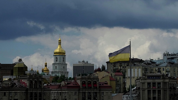 Запад за три года профинансировал Украину на сумму, равную 90% ее расходов