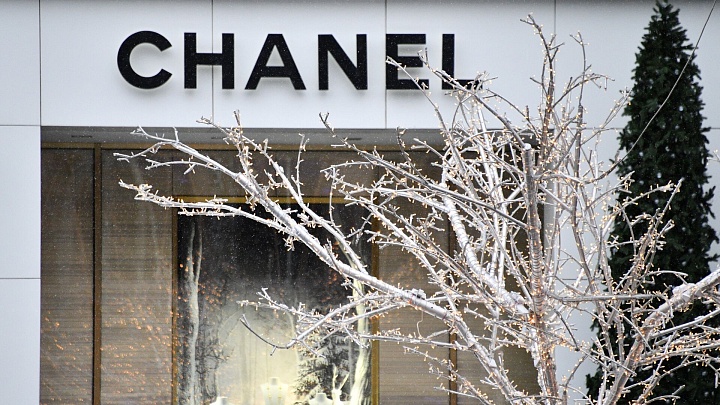 Chanel увеличила число задекларированной косметики для продажи в России